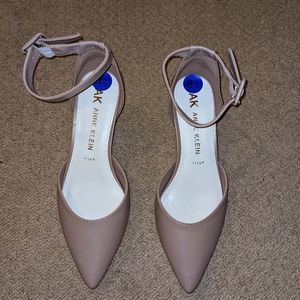 Anne Klein heels size 8.5